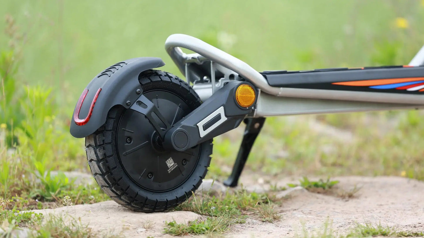 KUKIRIN A1 Klappbarer Elektroroller
