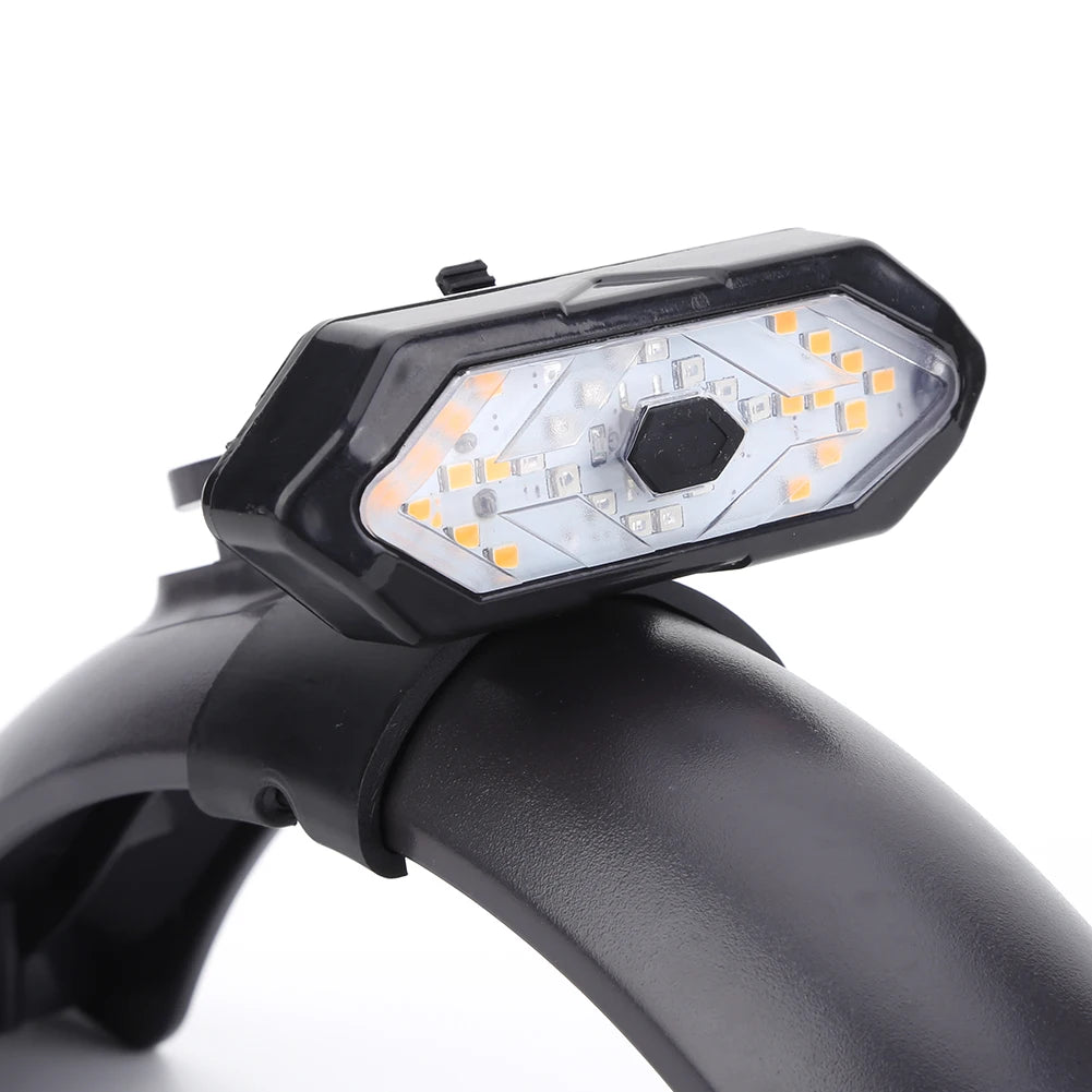 Smarte kabellose Roller-Rücklichter