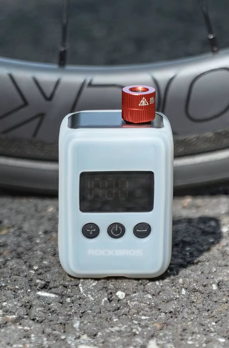 ROCKBROS Fahrradpumpe 150PSI Tragbare Taschen-Elektroluftpumpe Schrader-Presta-Ventil MTB Wiederaufladbarer Kompressor Reifenfüller