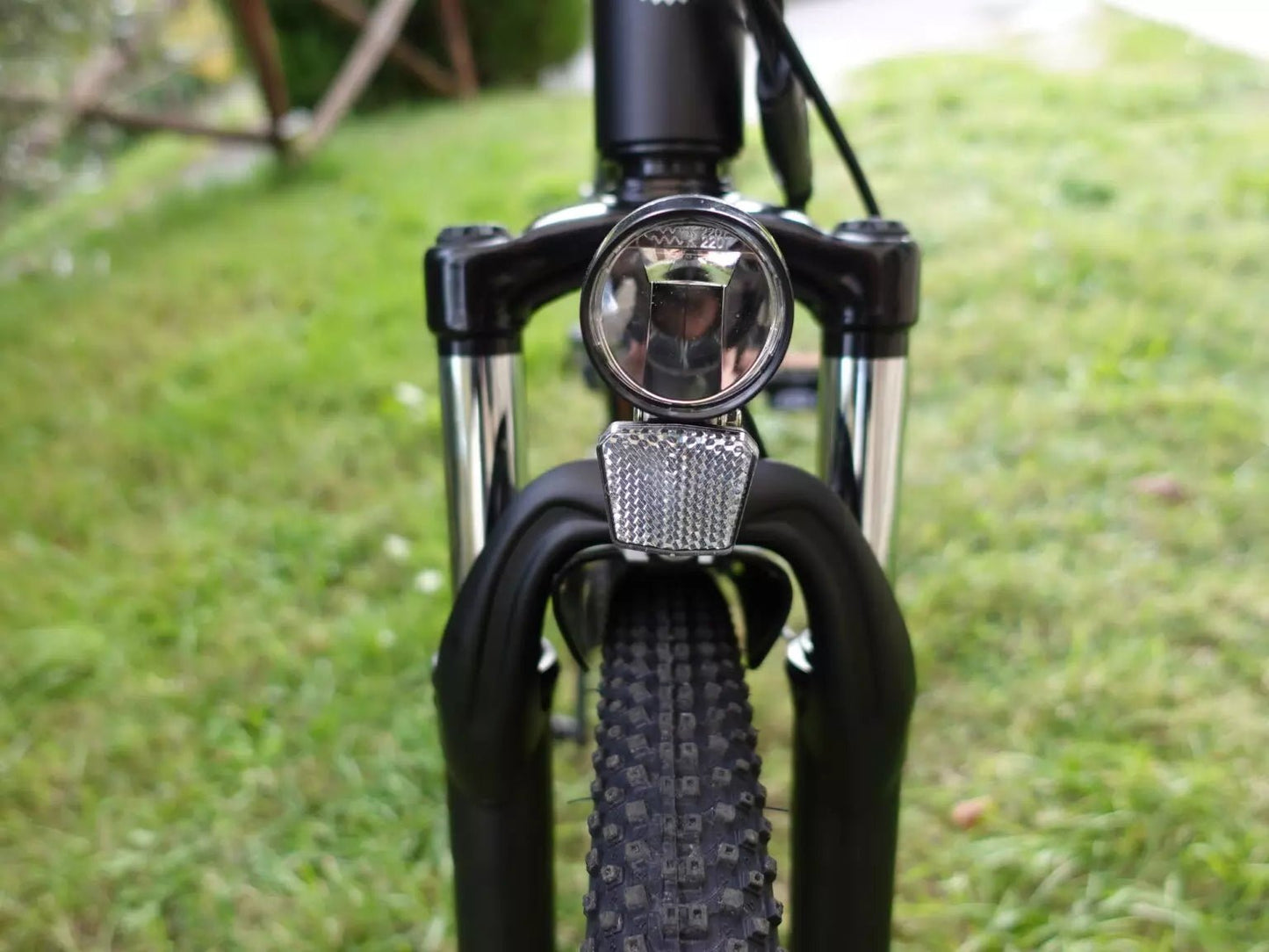 VARUN M27-1 Pro E-Bike mit mobiler Anwendung