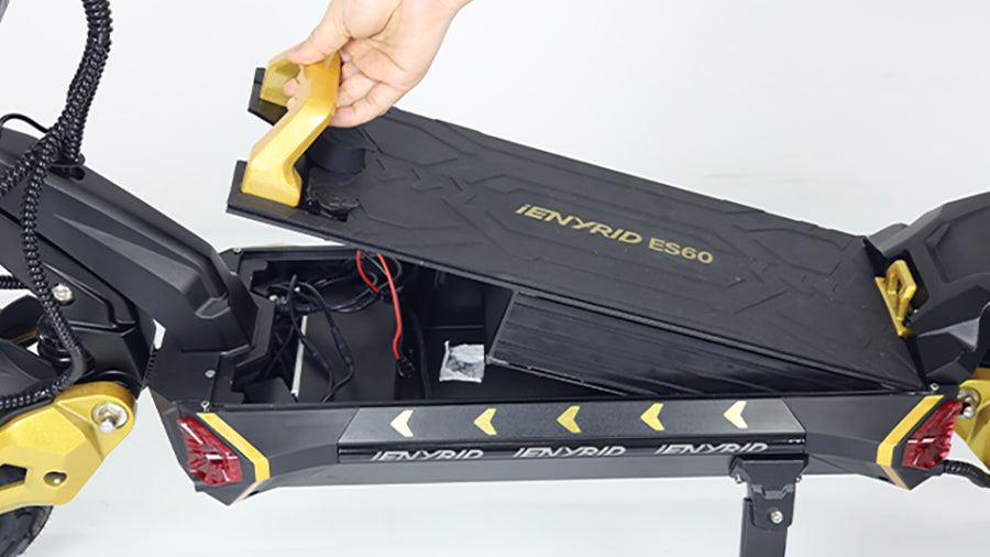 iENYRID ES60 Dual Motor Folding Electric Scooter